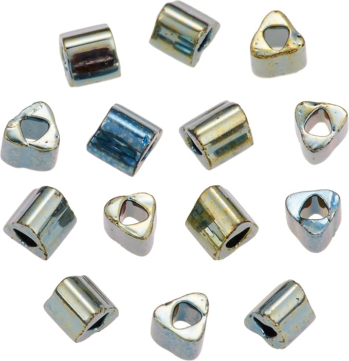 3KC Hạt Cườm Vừa Hình Tam Giác[Hàng Hóa Khác Và Những Thứ Khác] TOHO BEADS