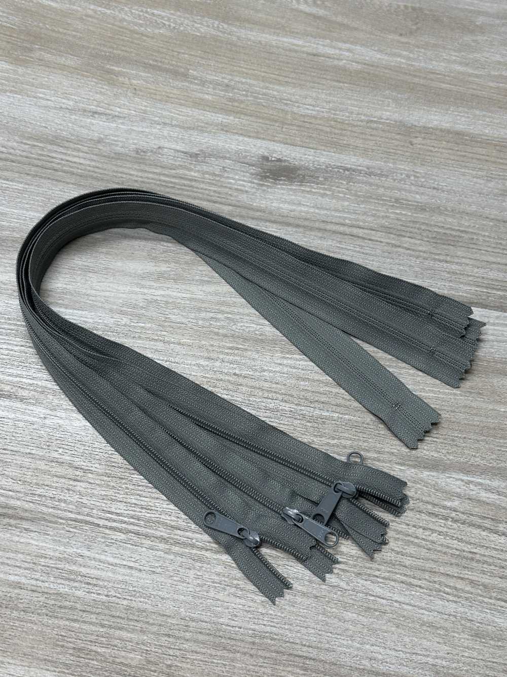 3CFC-OUTLET Khóa Kéo Dây Khoá Kéo 3 Kích Cỡ, đầu đóng Kín YKK