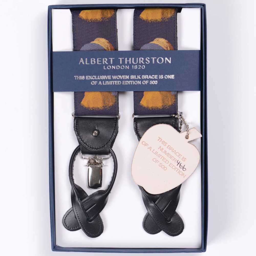 AT-2232 Albert Thurston Dây đai đeo Quần Chữ Y Limited Edition Cô Gái 40mm Với Bông Tai Ngọc Trai[Lễ Phục Kiện Trang Trọng] ALBERT THURSTON