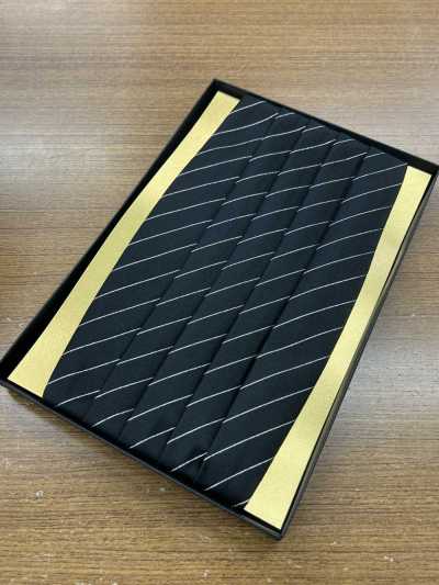 CM-720 Đai cummerbund chất liệu lụa, sọc regimental ánh kim đen