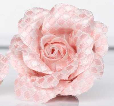 BTA-984 Hoa cài áo boutonniere jacquard lụa sản xuất tại Nhật Bản, họa tiết hạt đậu, màu hồng